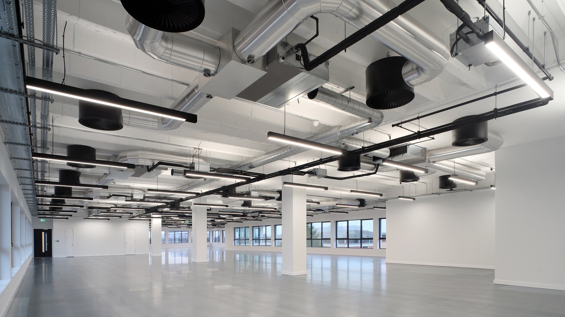 Daikin heat recovery systems give prime office building new lease of life. main image